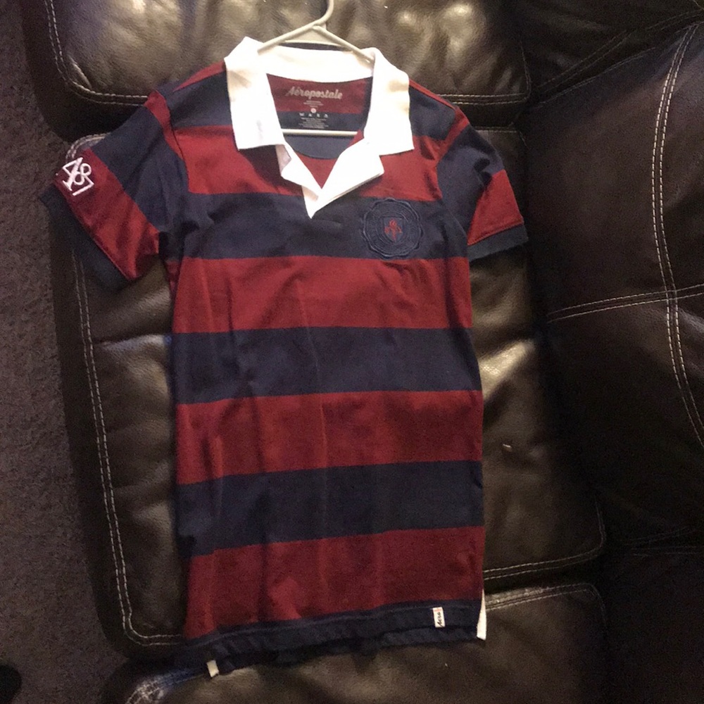 Men’s Aeropostale T shirt